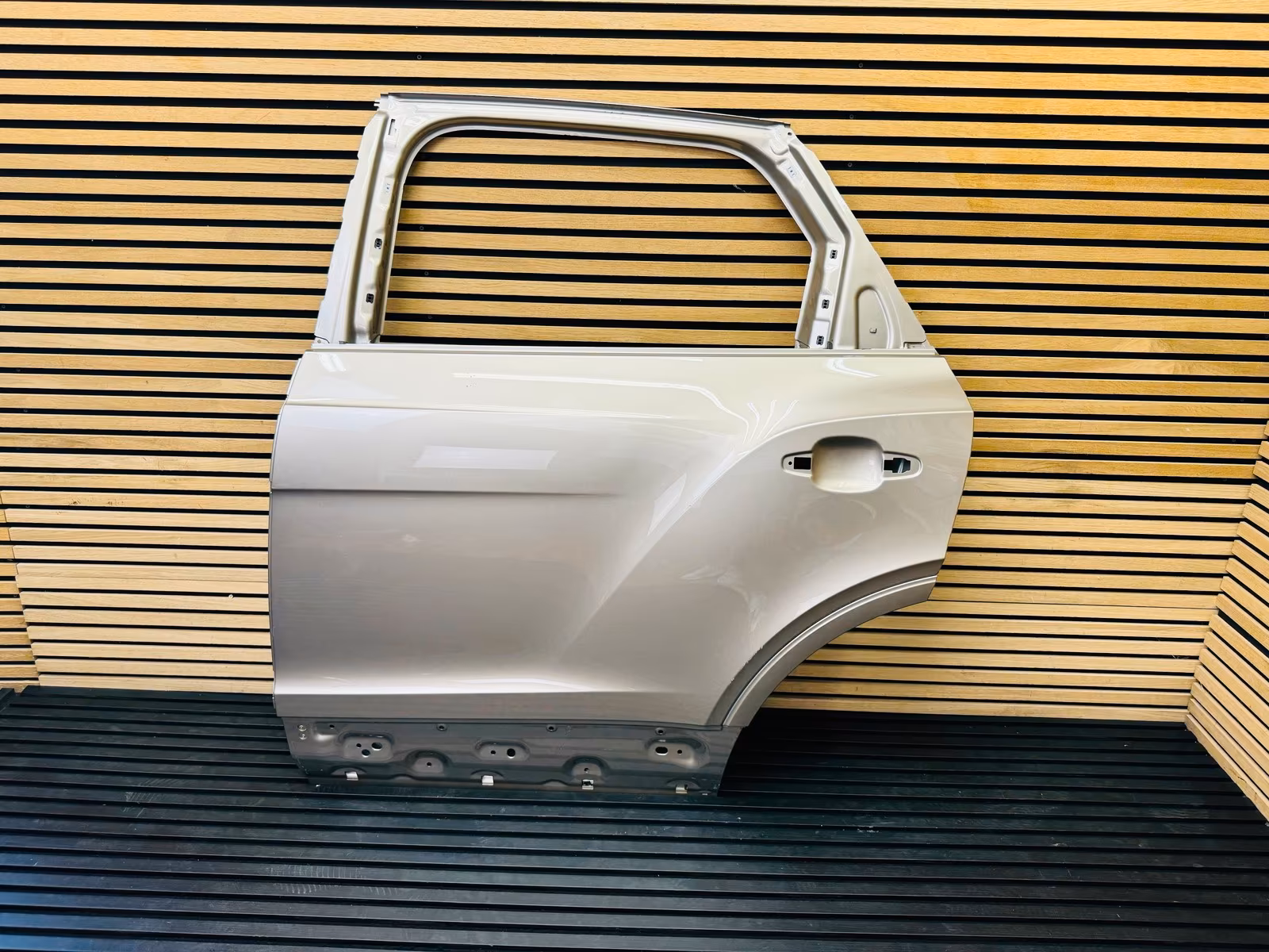 Bentley Bentayga Rear Left Door