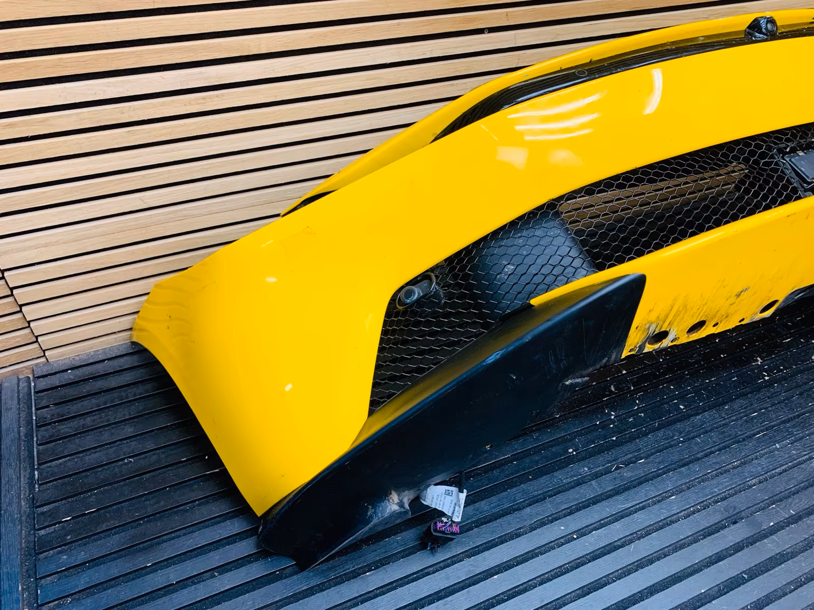 Ferrari Amalfi Front Bumper - Image 6