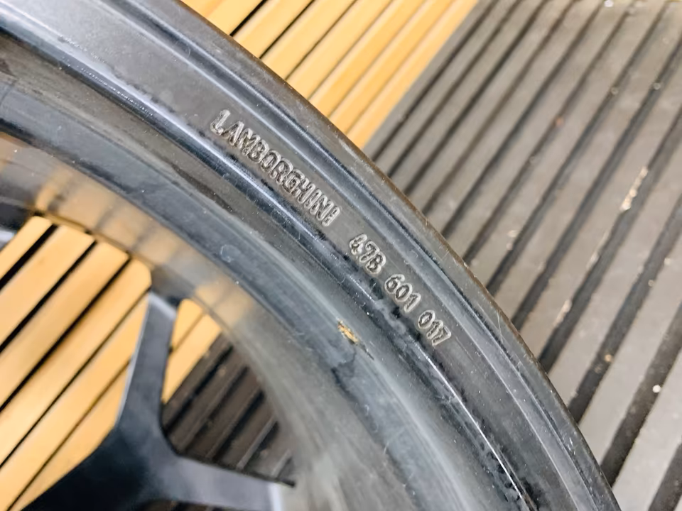 Lamborghini Revuelto Alloy Wheels - Image 4