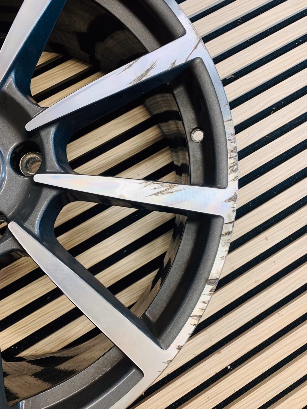 Porsche Carrera Alloy Wheel Set - Image 4