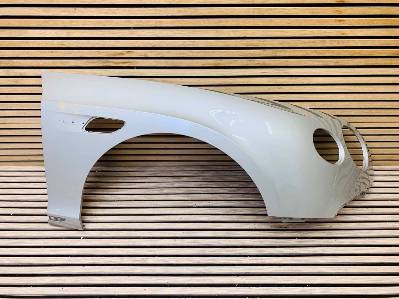 Bentley Continental GT GTC Right Fender