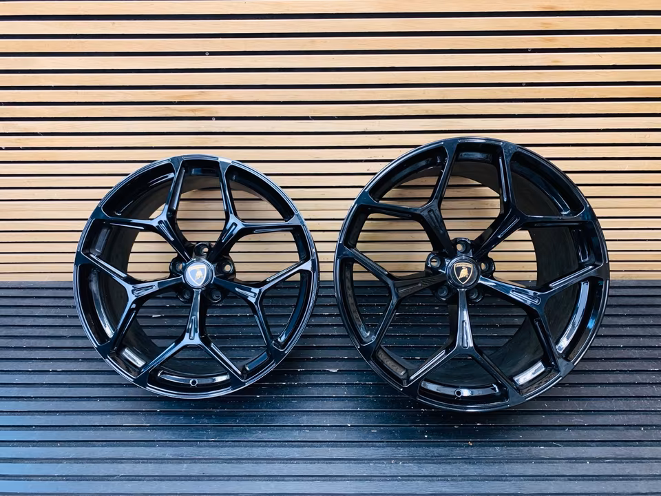Lamborghini Revuelto Alloy Wheels