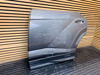 Lamborghini Urus Rear Left Door - Image 5