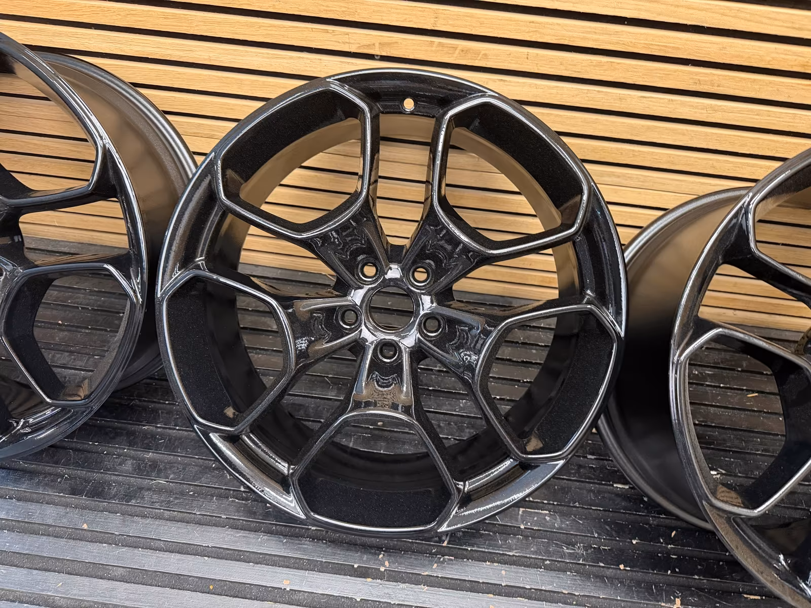 Lamborghini Huracán Alloy Wheel Set - Image 3