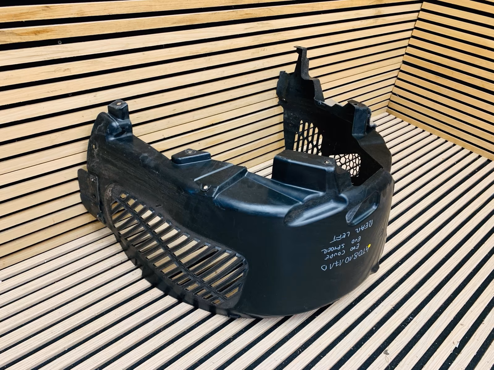 Lamborghini Huracán EVO Rear Left Wheel Arch Liner