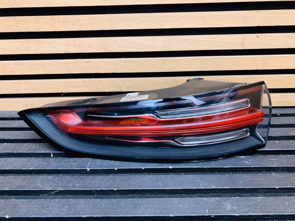 Porsche Cayenne Left Tail Light