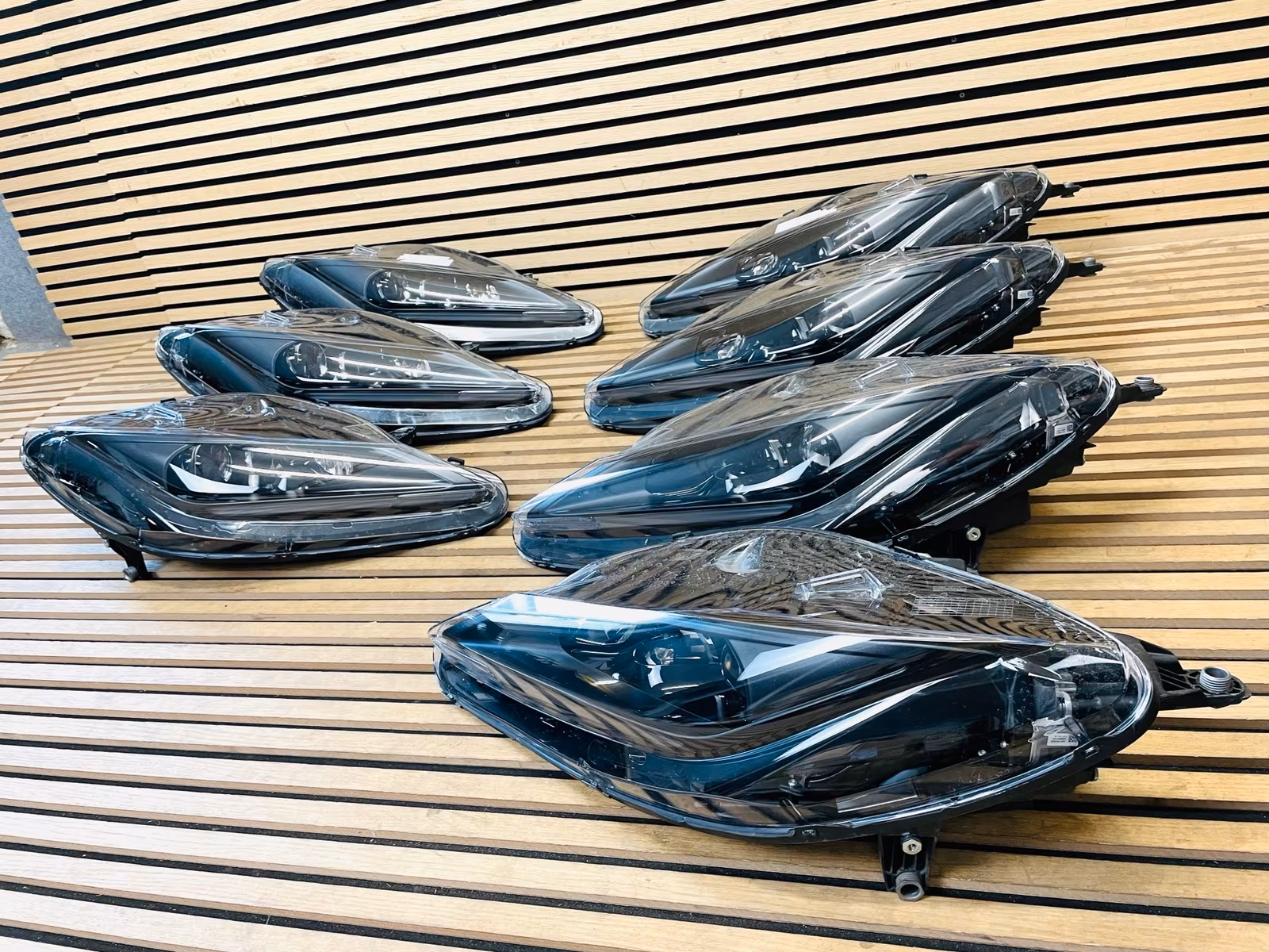 Ferrari F8 Tributo Headlights