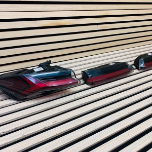 Lamborghini Urus Taillights