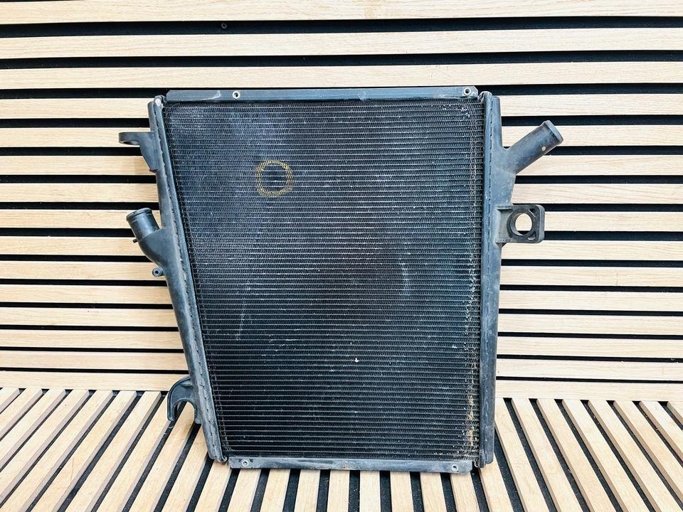 Ferrari 458 Italia Left Water Radiator - Image 2