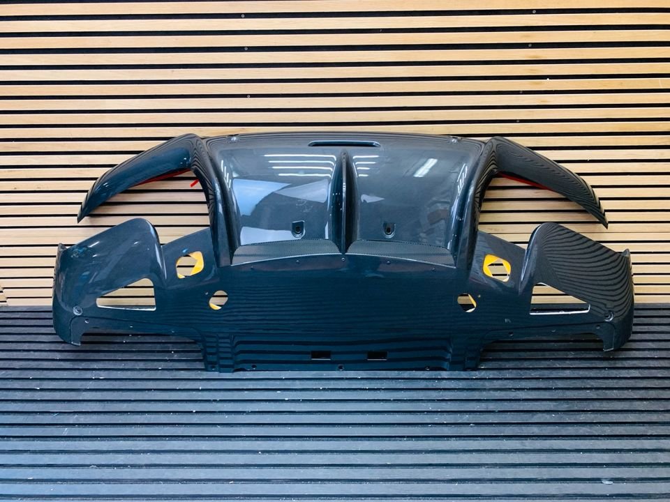 Ferrari Portofino M Carbon Rear Diffuser - Image 4