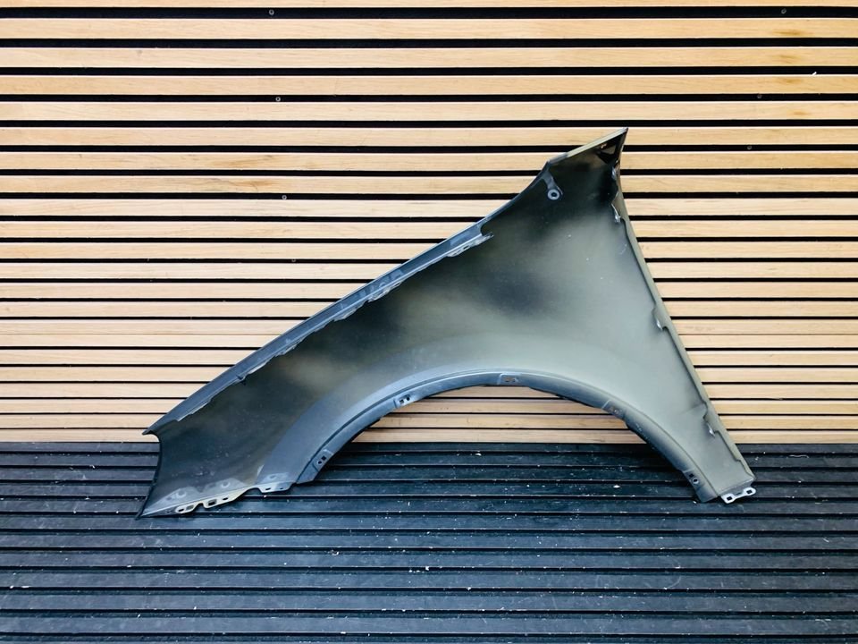 Porsche Cayenne right front fender - Image 3