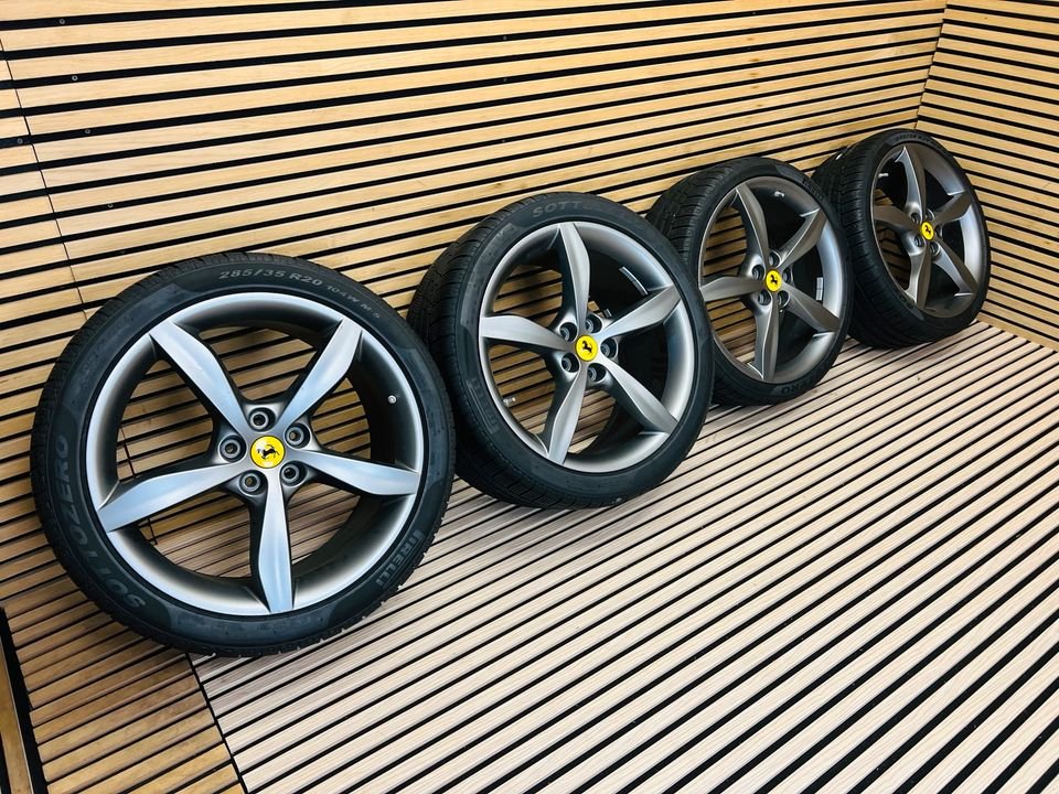Ferrari Portofino Rear Alloy Wheels