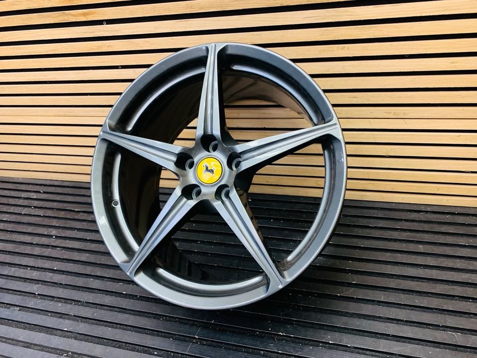 Ferrari 458 rear forged alloy wheel - Image 4