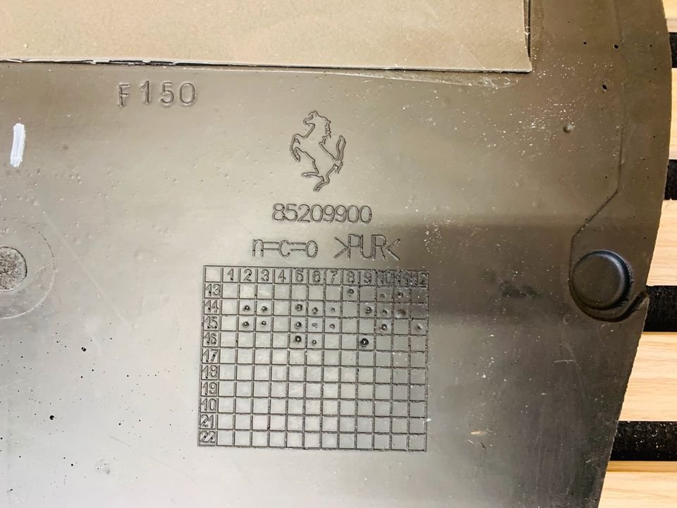Ferrari LaFerrari Front Floor Mats - Image 3