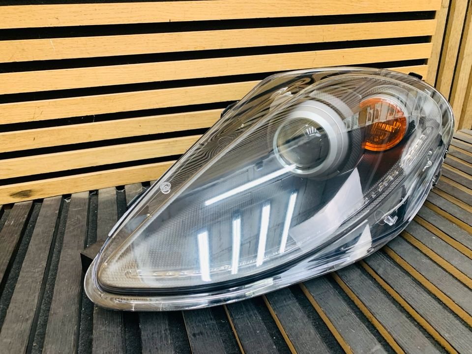 Ferrari F430 Scuderia Left Carbon Headlight
