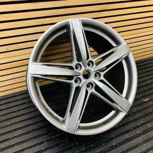 Ferrari F12 front alloy wheel
