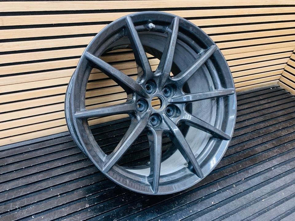 Ferrari F8 Tributo Pista Rear Carbon Alloy Wheel