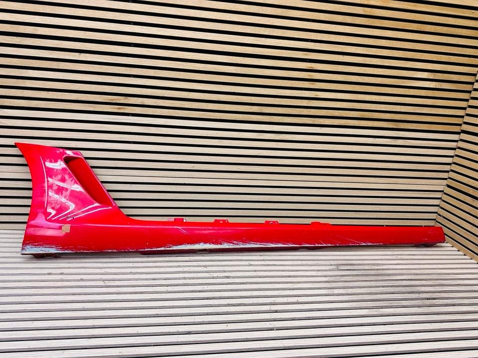 Ferrari 599 Right Side Skirt