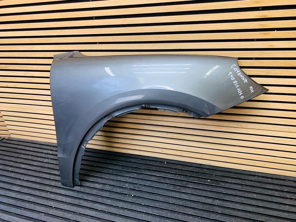 Porsche Cayenne right front fender - Image 6