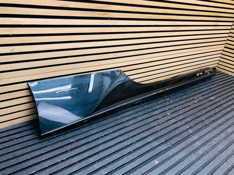 Ferrari 458 Italia right side skirt