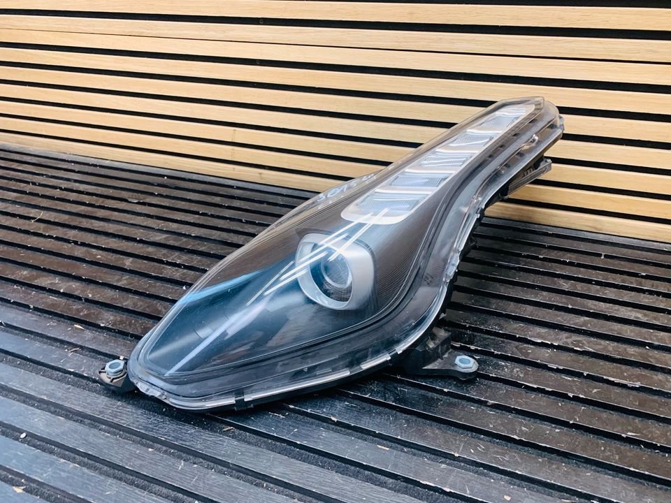 Ferrari California T Left Headlight