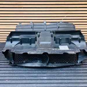 Ferrari GTC4Lusso radiator guide front radiator