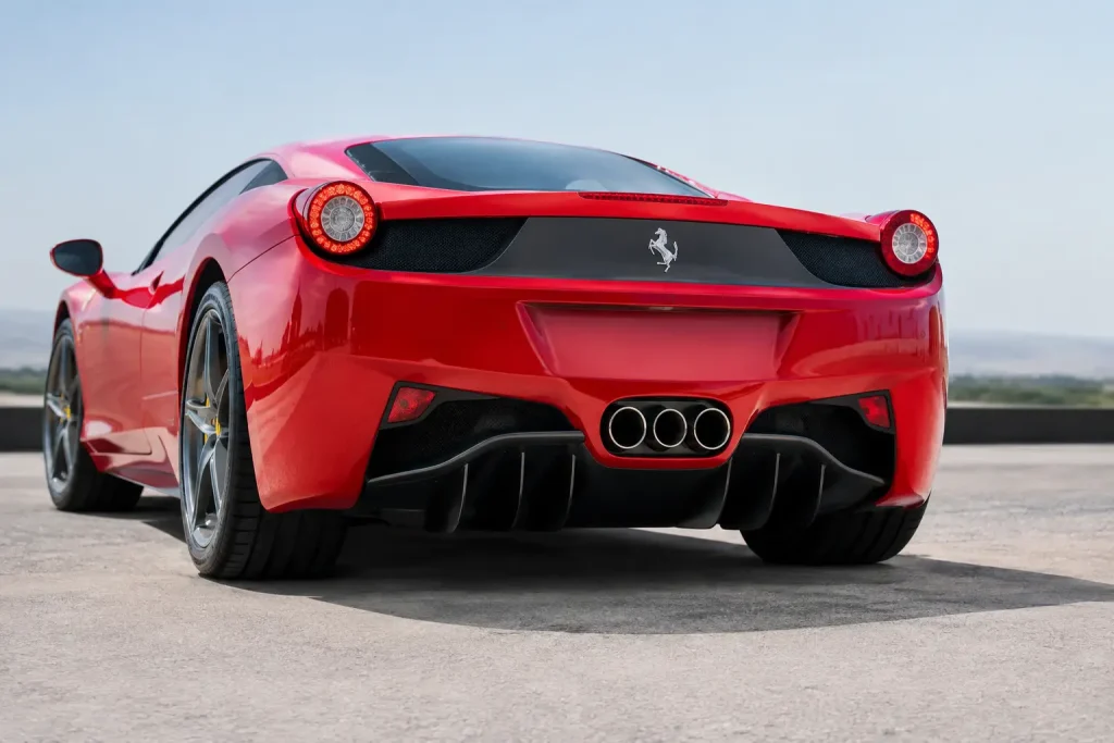 Ferrari 458 exhaust system voor geluid en vermogen