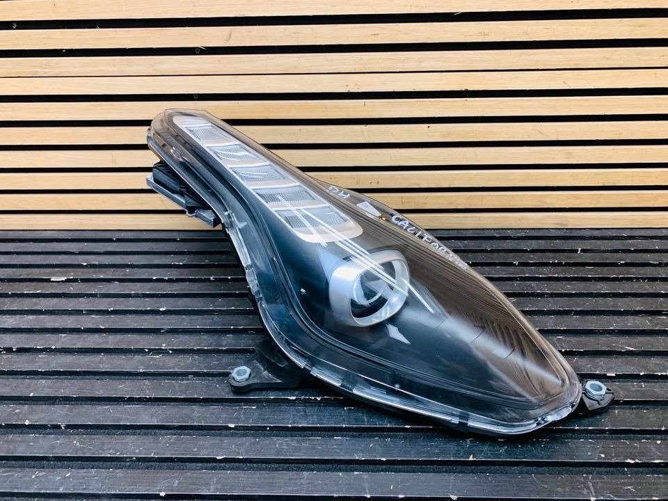 Ferrari California T Right Headlight