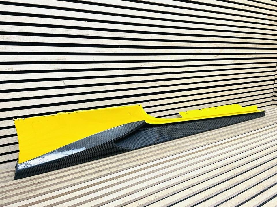 Ferrari 488 GTB Novitec Carbon Side Skirt