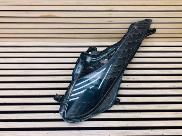 FERRARI 458 ITALIA HEADLIGHT LEFT 244434 - Image 3