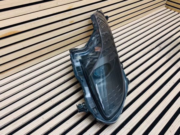 FERRARI 458 ITALIA HEADLIGHT LEFT 244434 - Image 2