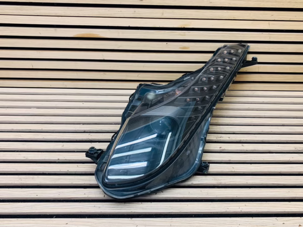 FERRARI 458 ITALIA HEADLIGHT LEFT 244434 - Image 4