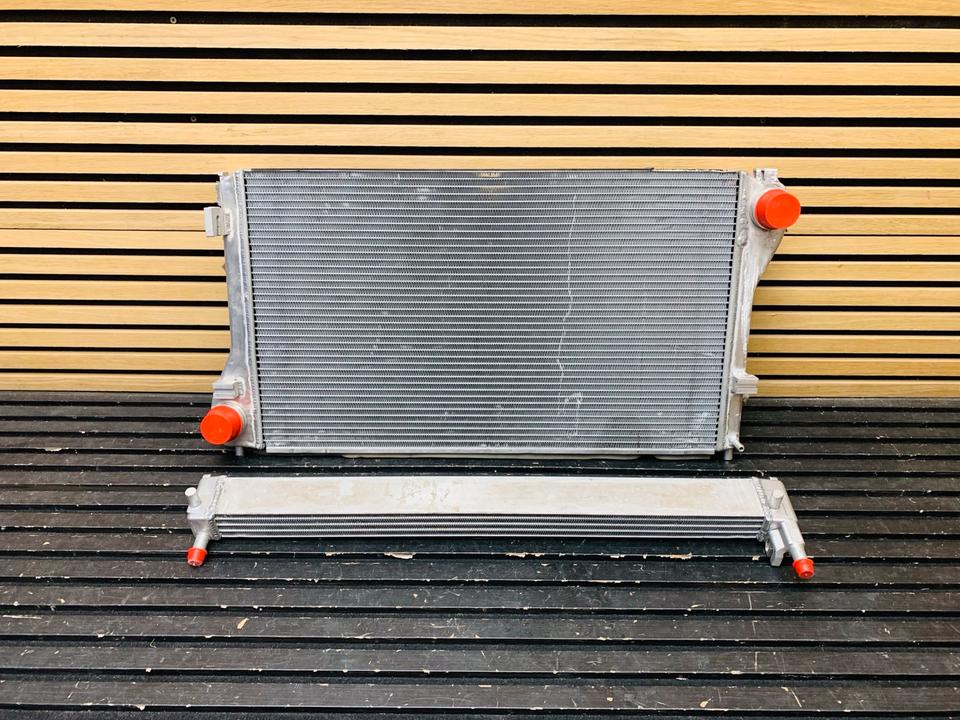 Aston Martin Vanquish DB9 Radiator Water Cooler - Image 2