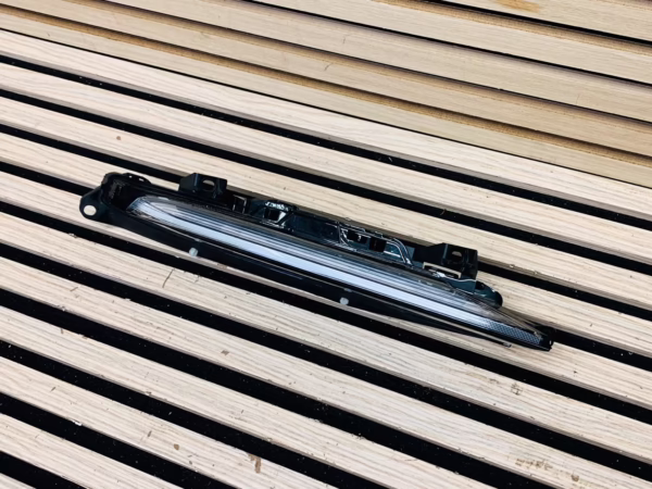 PORSCHE MACAN HEADLIGHT RIGHT 95B953042B - Image 5