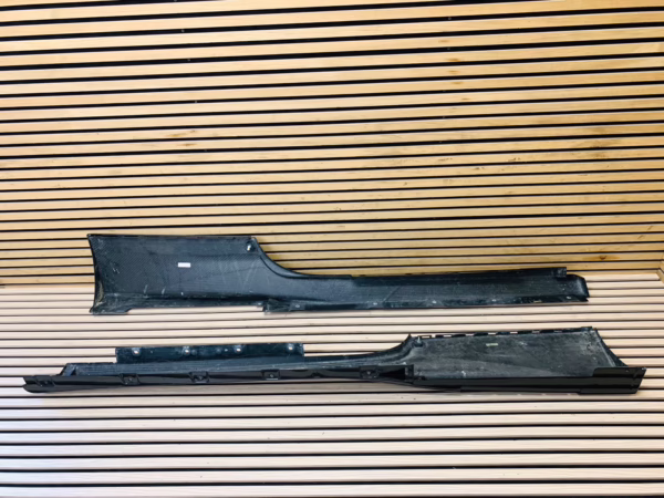 FERRARI 458 SPECIALE CARBON SILL 85984600 85984700 - Image 2