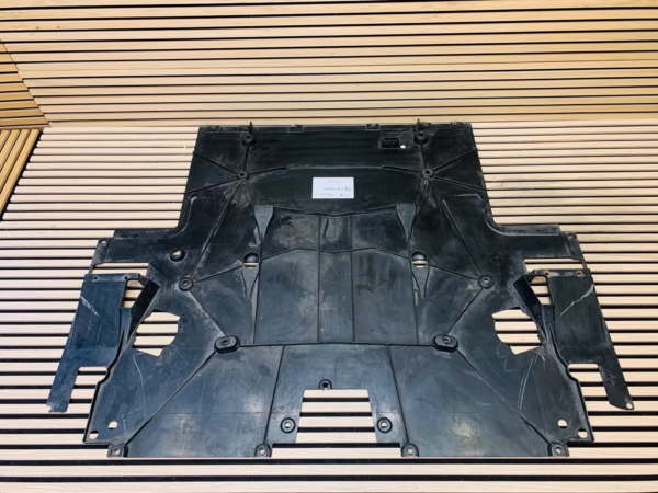 FERRARI 458 ITALIA FRONT UNDERBODY 082956000 - Image 2