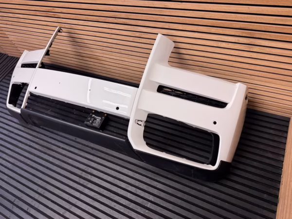 Rolls-Royce CULLINAN FRONT BUMPER - Image 7