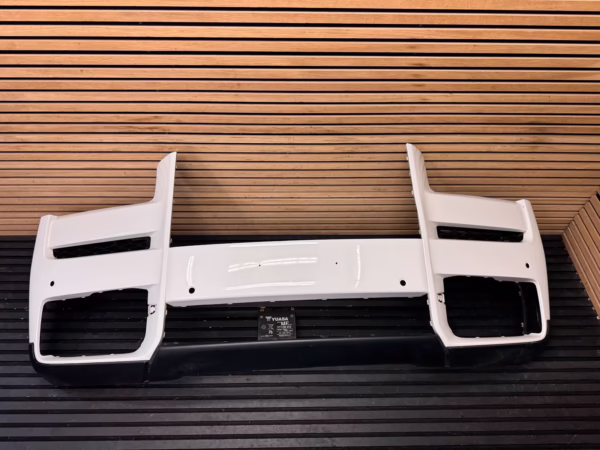 Rolls-Royce CULLINAN FRONT BUMPER - Image 5