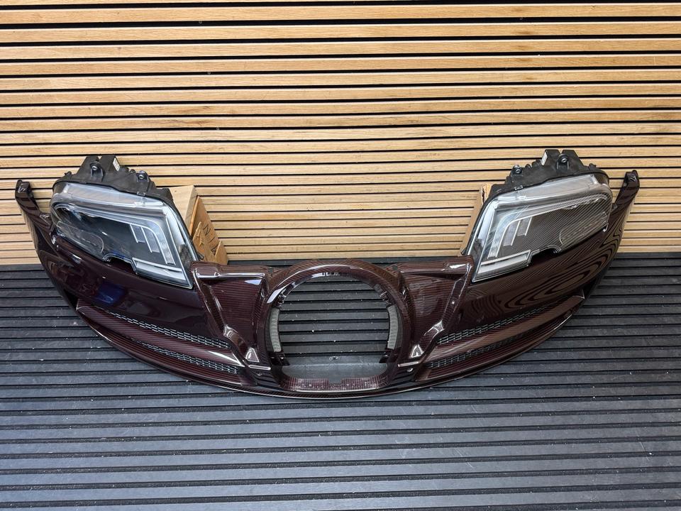 Bugatti Veyron Carbon Front Bumper - Image 7