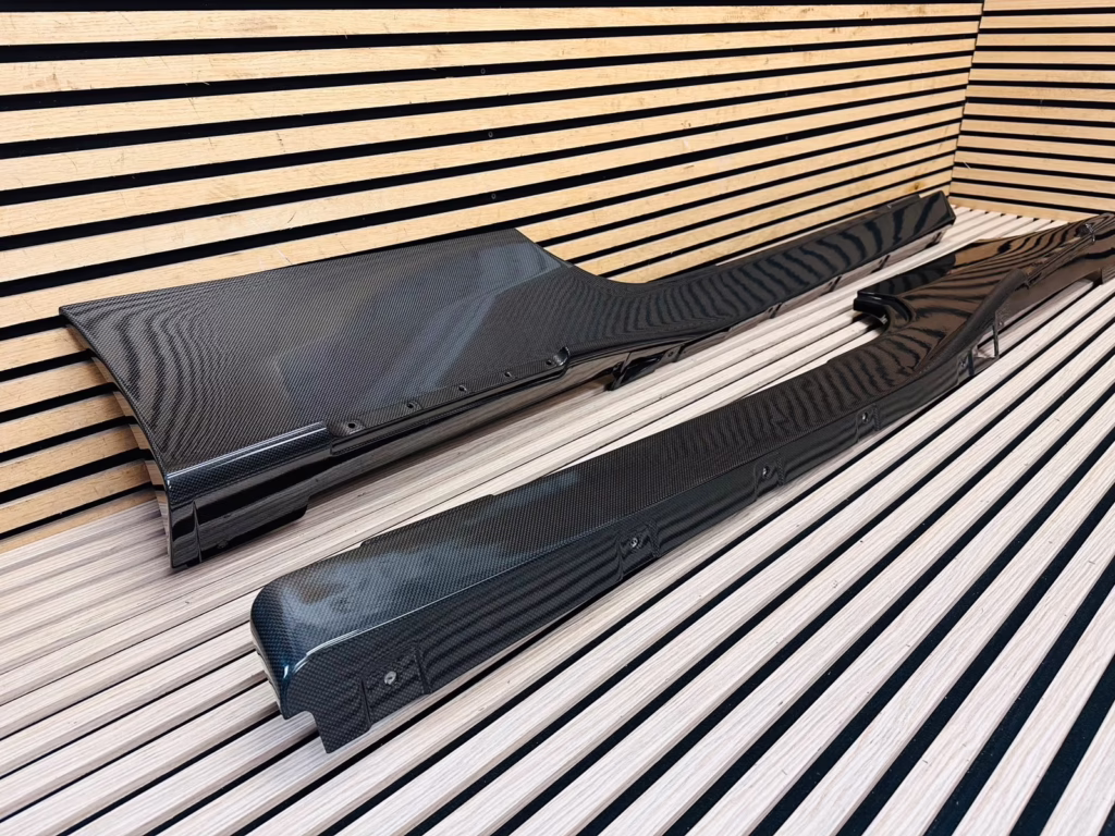 FERRARI 458 SPECIALE CARBON SILL 85984600 85984700 - Image 9