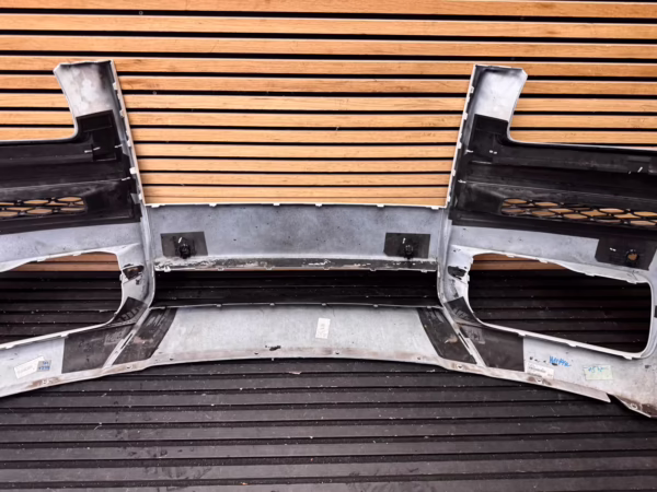 Rolls-Royce CULLINAN FRONT BUMPER - Image 8
