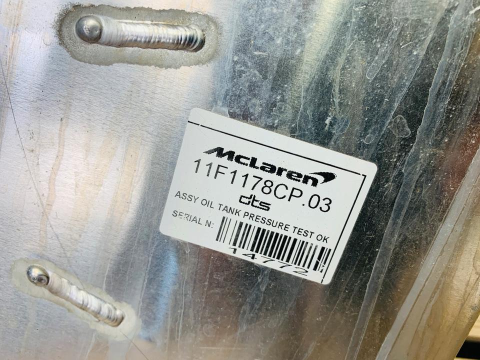 McLaren 650S Oil Tank 11F1178CP03 - Image 4