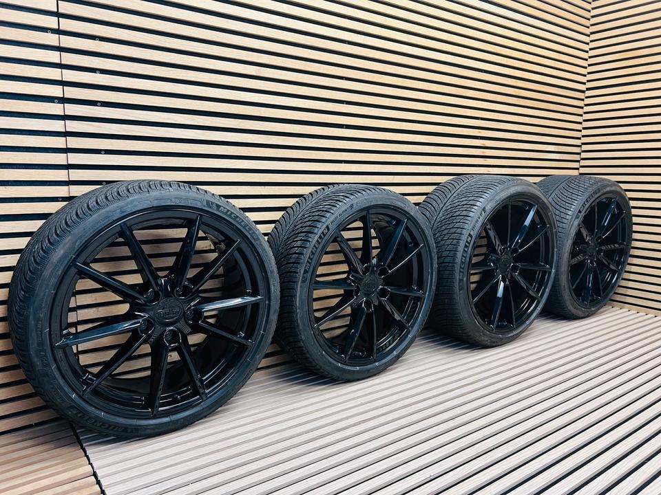 Porsche 992 Winter Wheels 992601025C Michelin Pilot Alpin 5