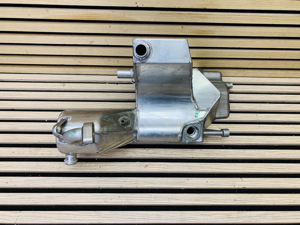 McLaren 650S Oil Tank 11F1178CP03