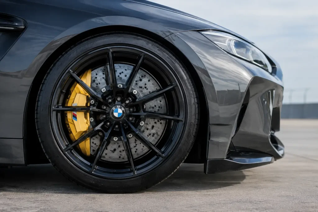 Zijn BMW M4 carbon ceramic brakes het waard?